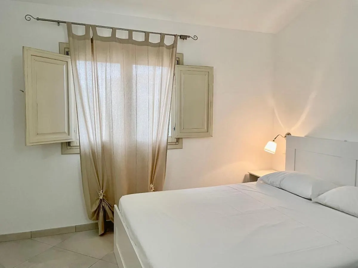 Mediterranean Sea Shell Pool House Budoni 0*,  Italien